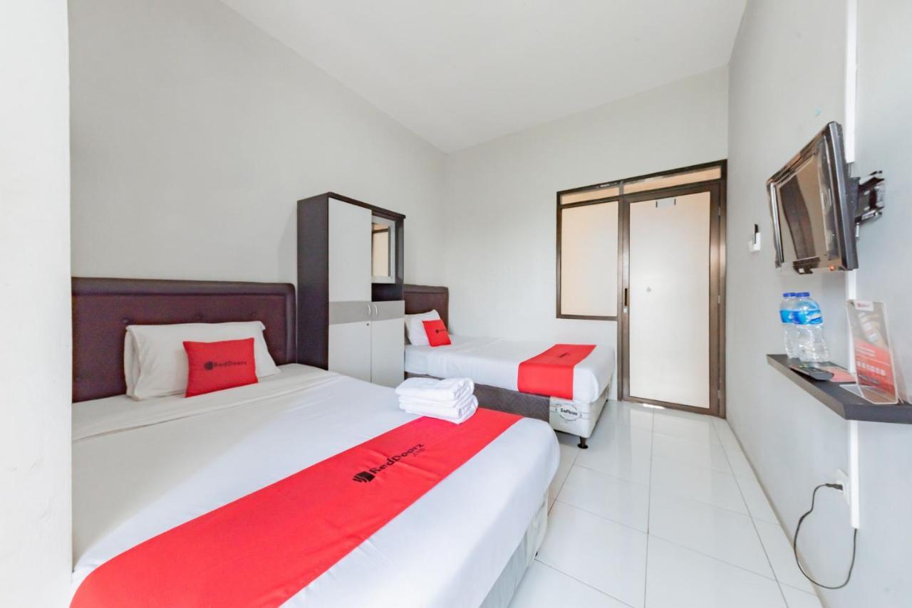 Reddoorz Syariah Near Rs Hermina Sukabumi Zewnętrze zdjęcie